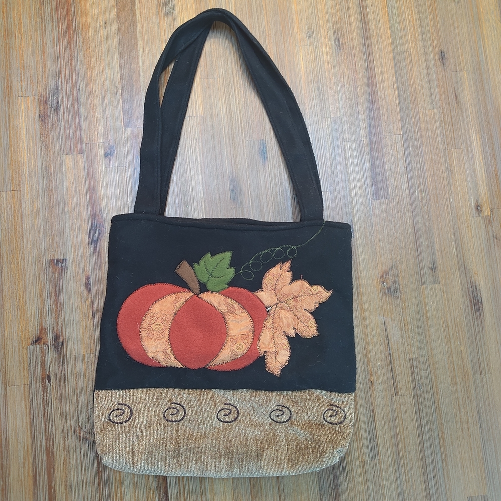 Vintage Zippered Black Pumpkin Applique Cloth Bag 13.5"